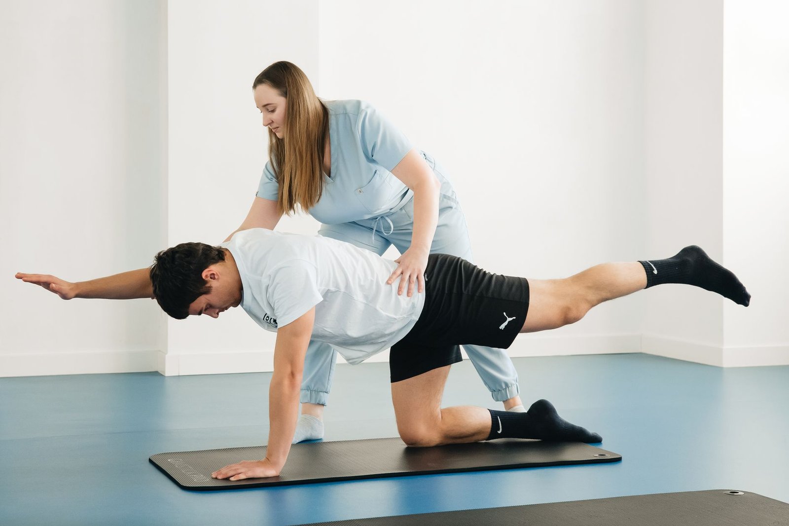 Plank variation for better running mechanics in London streets