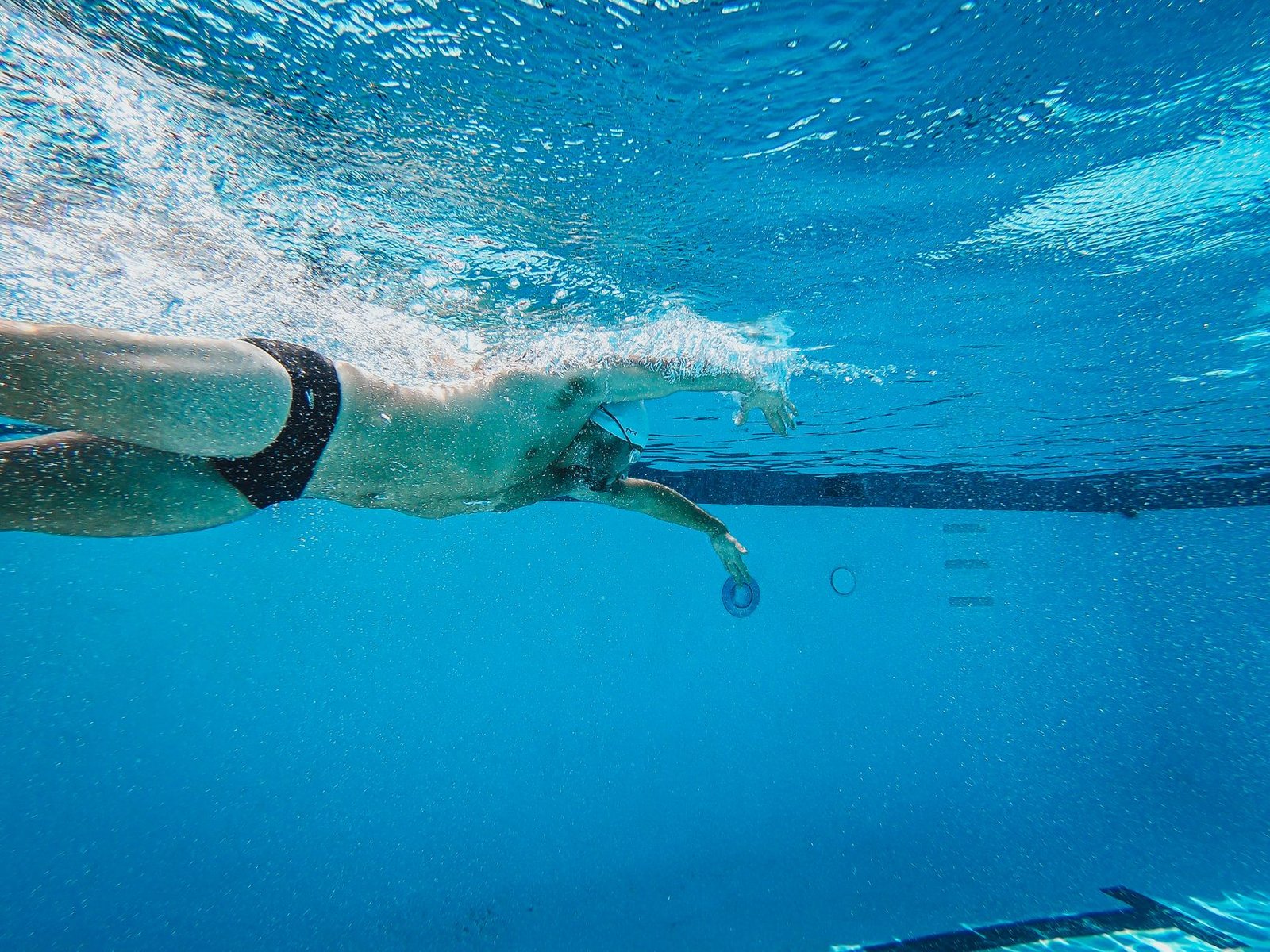 Runner practicing simple breath drills for faster efforts outdoors