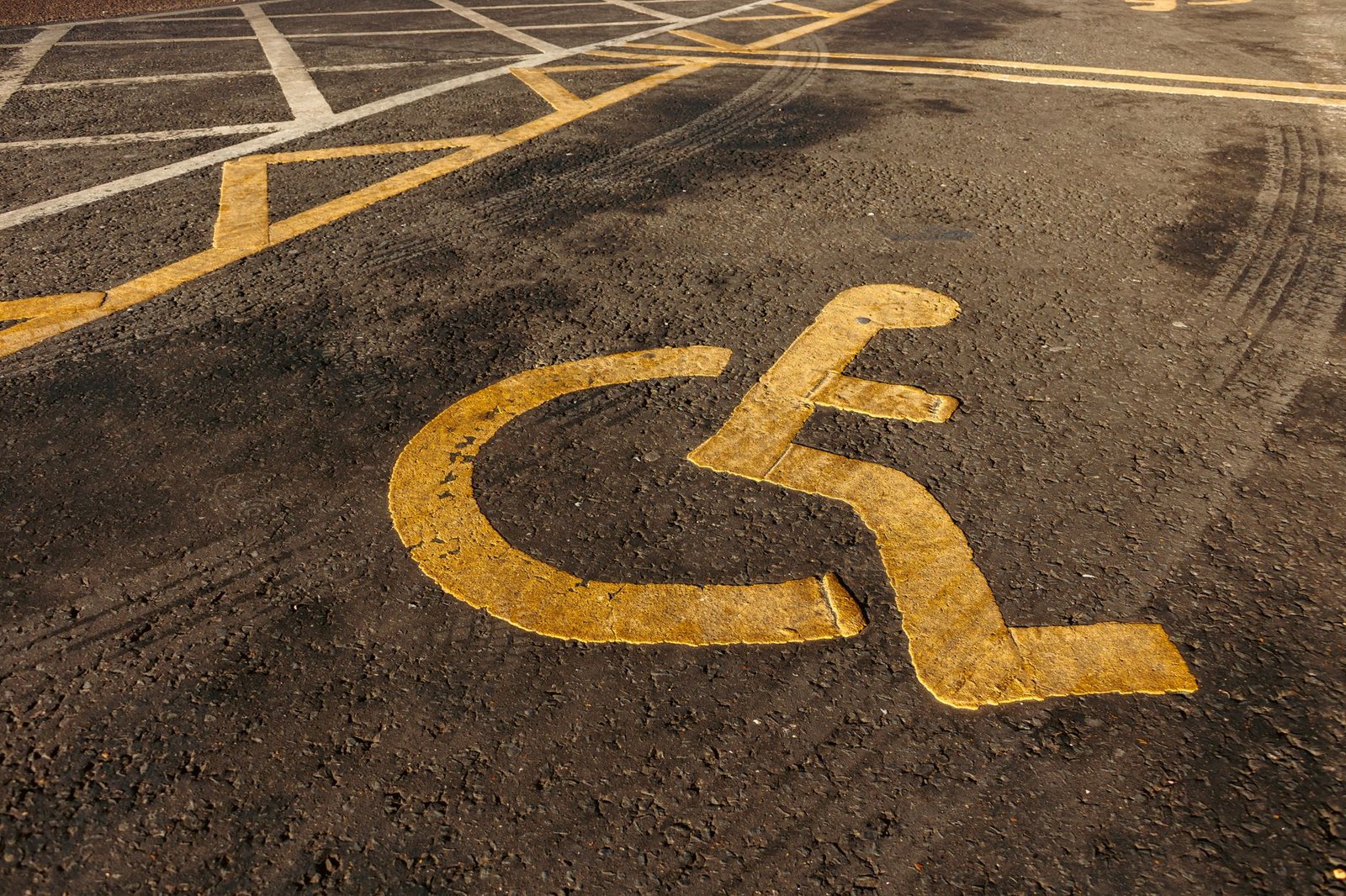Wheelchair-friendly route logistics across London mobility hubs