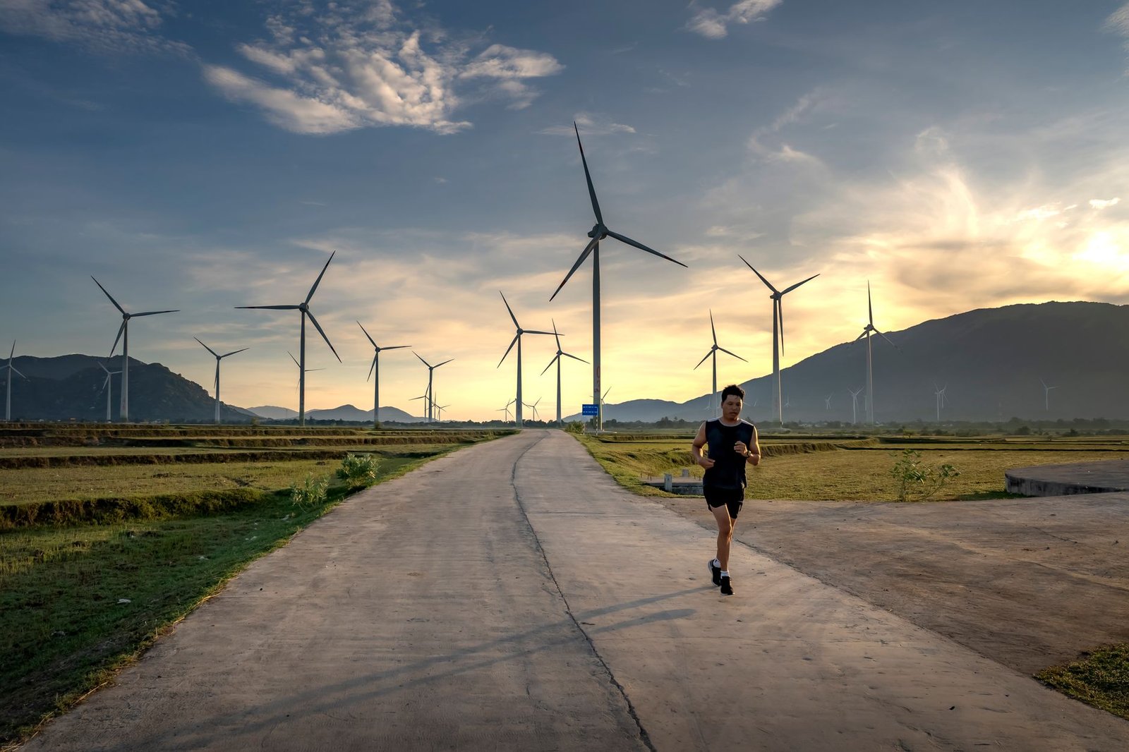 Pacing adjustment plan prevents energy crash on long runs