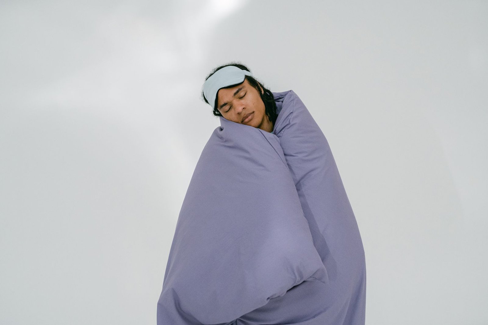 Relaxation cues like breathing, guiding nervous thoughts to rest