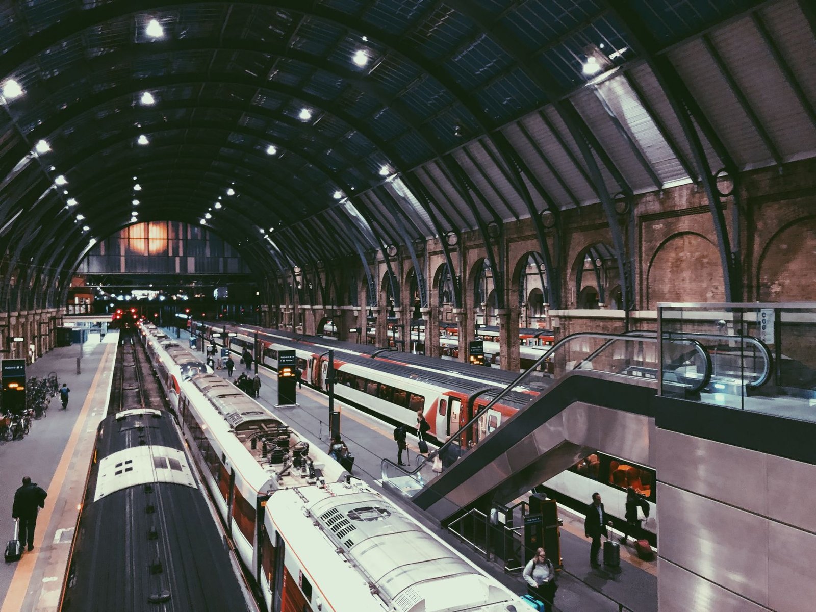 Team practices early mornings to avoid peak London temperatures
