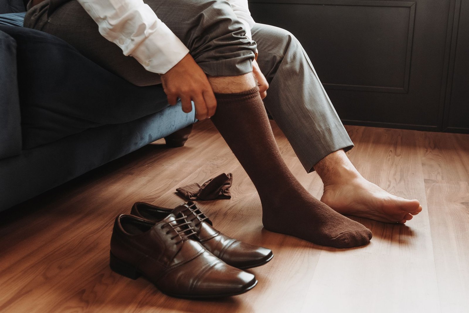 Warm water rinse for soothing burning feet and blisters