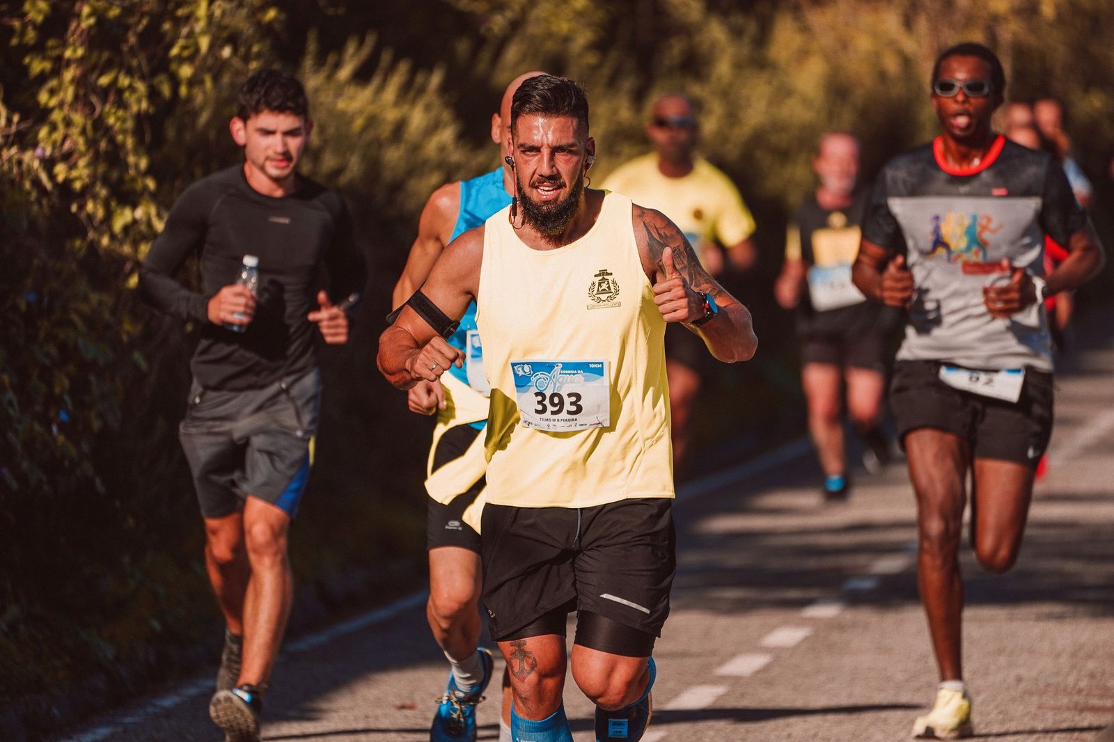 Training plan image contrasting steady endurance and threshold workouts