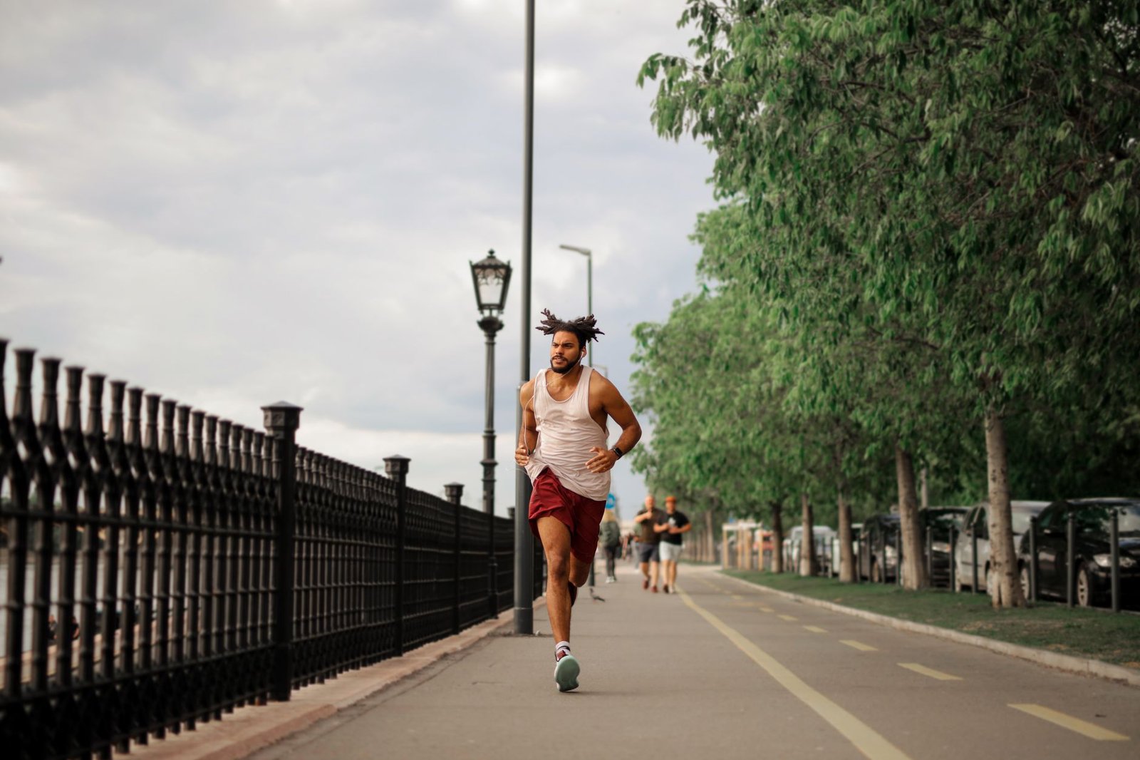Hydration station with electrolytes during London warm weather runs