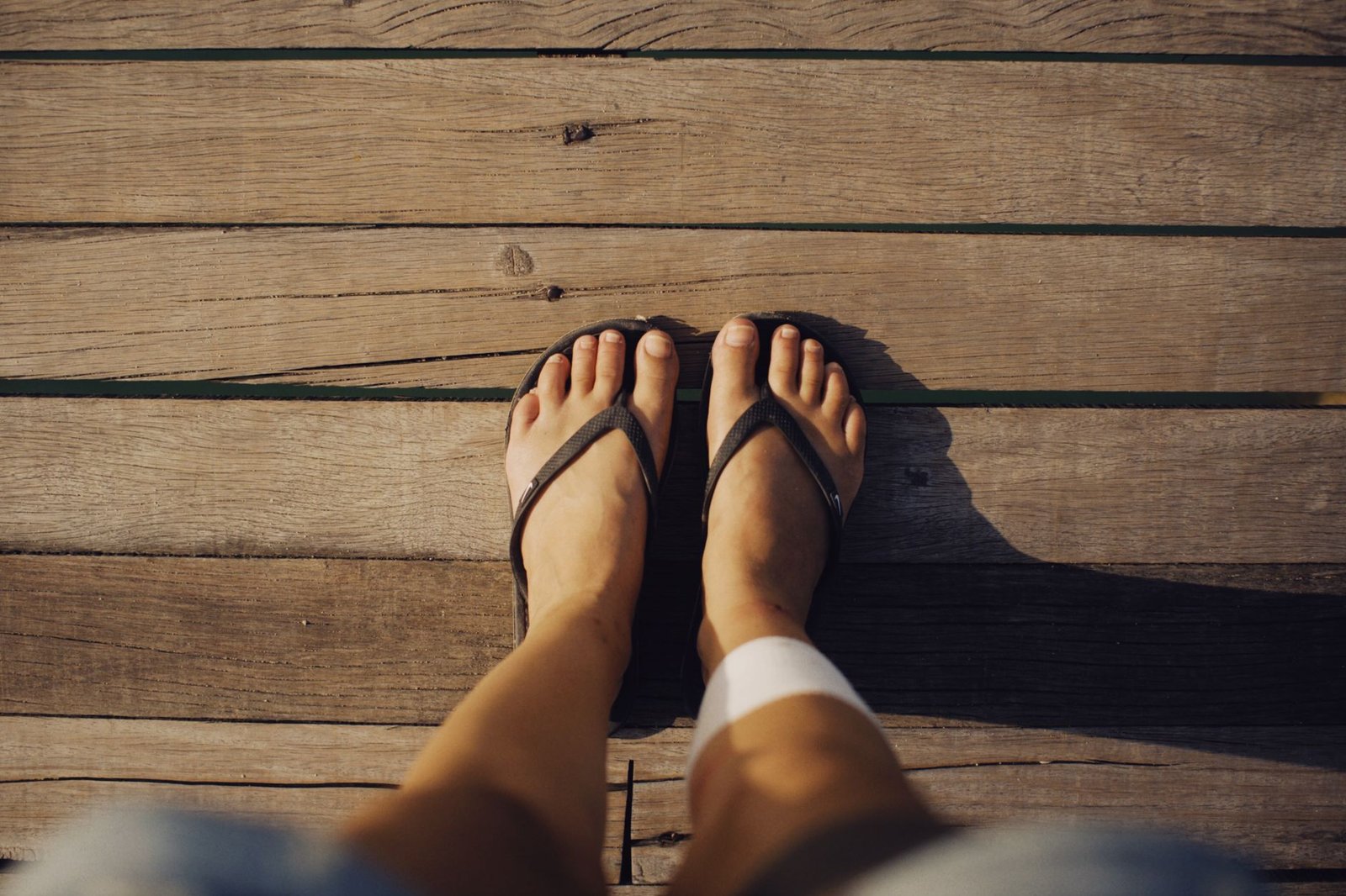 Close-up measuring toe box space to prevent blisters