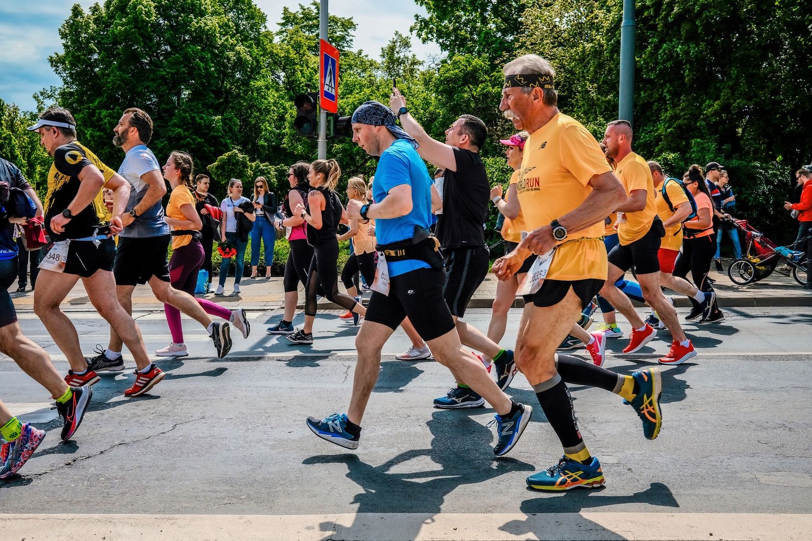 Cutty Sark near river, visual markers to guide pacing strategy