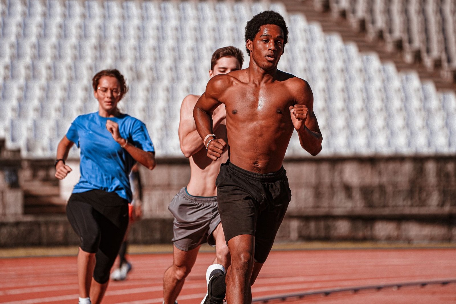Diagrams showing rhythmic inhale-exhale drills for long runs